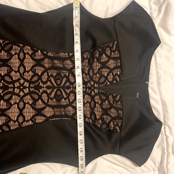 Black cocktail dress with cap sleeve and lace front panel. - Picture 7 of 9